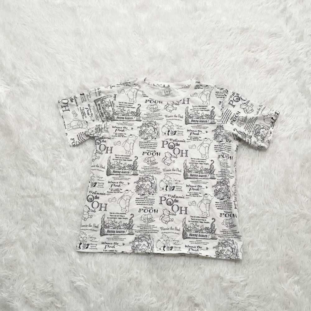 Uniqlo Disney Winnie The Pooh Crew Neck Graphic T-Shirt in White Medium